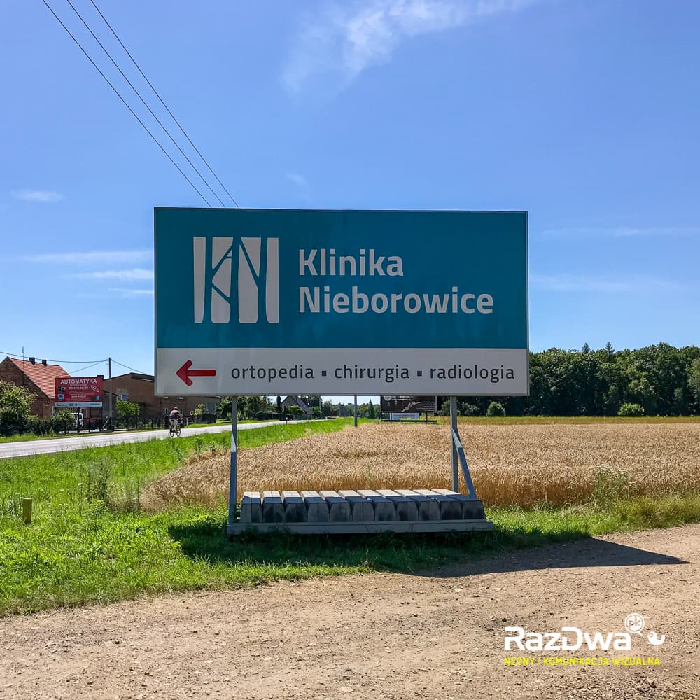 tablica-dojazdowa-kierunkowa-klinika-nieborowice-04-min