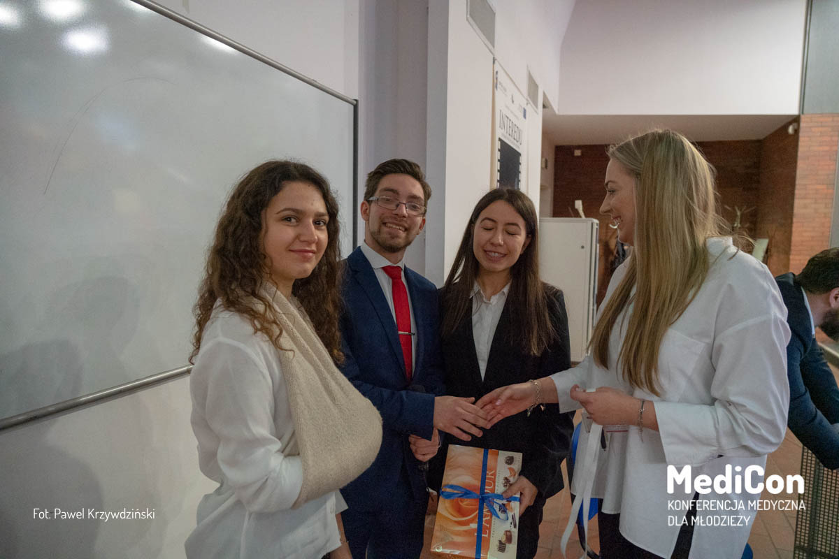 medicon-2019-konferencja-medyczna-dla-mlodziezy-przyszlosc-ortopedii-15