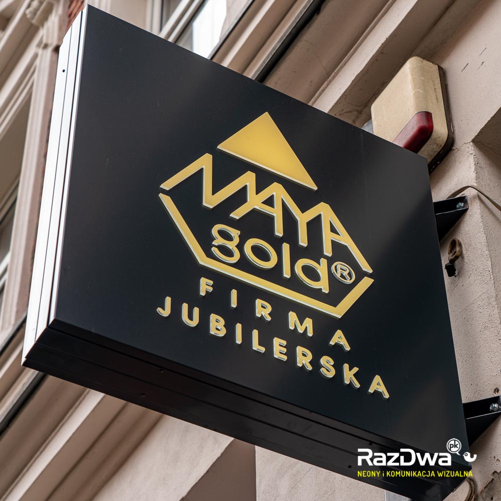 RazDwa-Maya-Gold-witryna-sklepu-Katowice-Kosciuszki-2-4